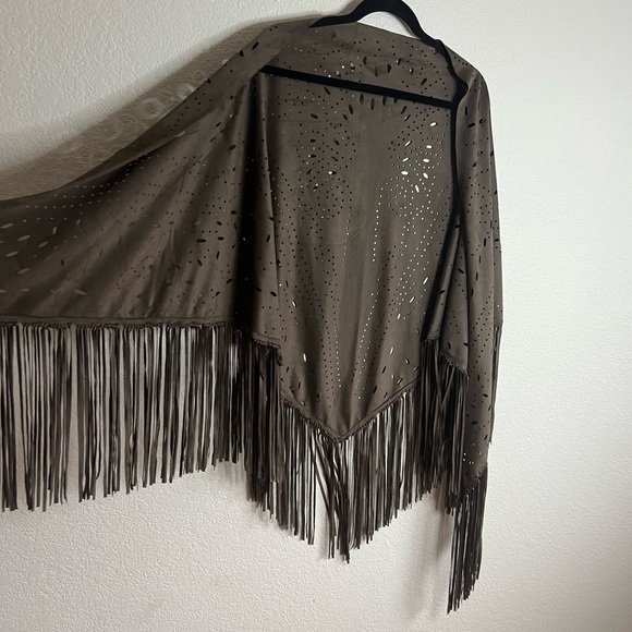Laser Cut Fringe Faux Suede Shawl Wrap - Picture 2 of 3